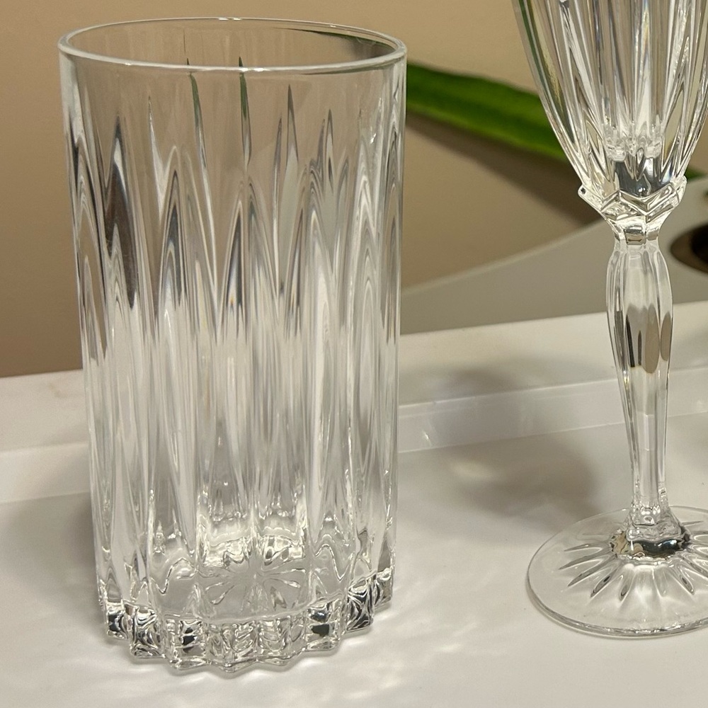 Cristal d'Arques Classic crystal, 4 Tall Goblets.